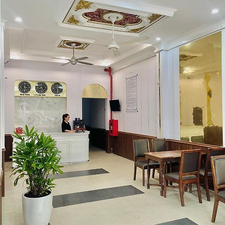 Amy Hotel Hue Bagian luar foto